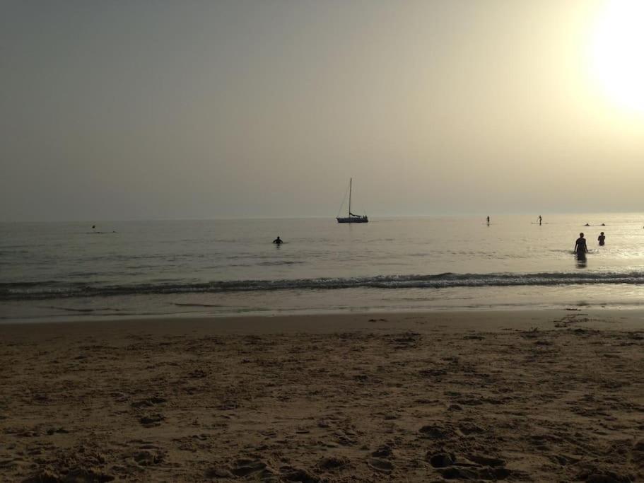 2ª Linea De Playa Para 4 Personas Tarifa Kültér fotó